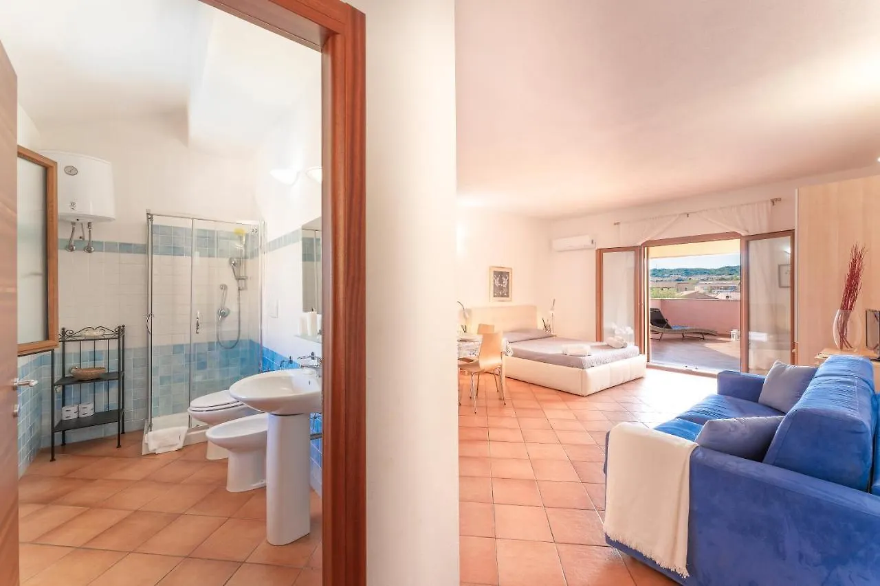 Relaxing Cristal Blu Studio Sleeps 4 No1492 Santa Teresa Gallura